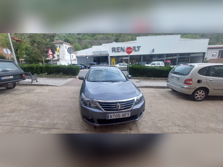 Renault Latitude 2.0 150CV foto 10